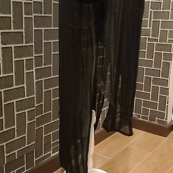 Duster - Picture 7 of 7